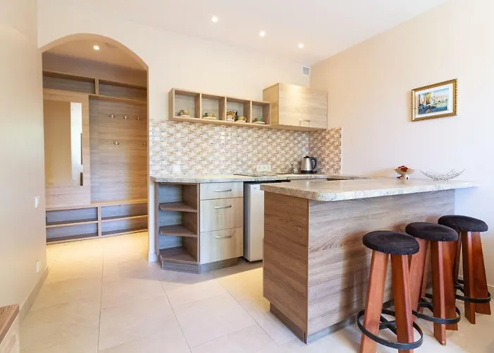 Апартаменти Netoli Juros Паланга